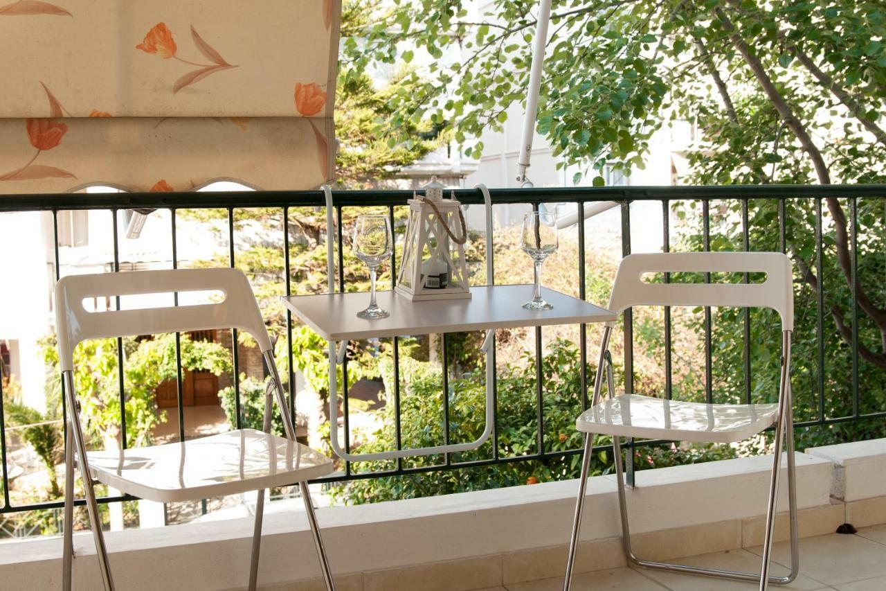 Cozy Bright * Athens